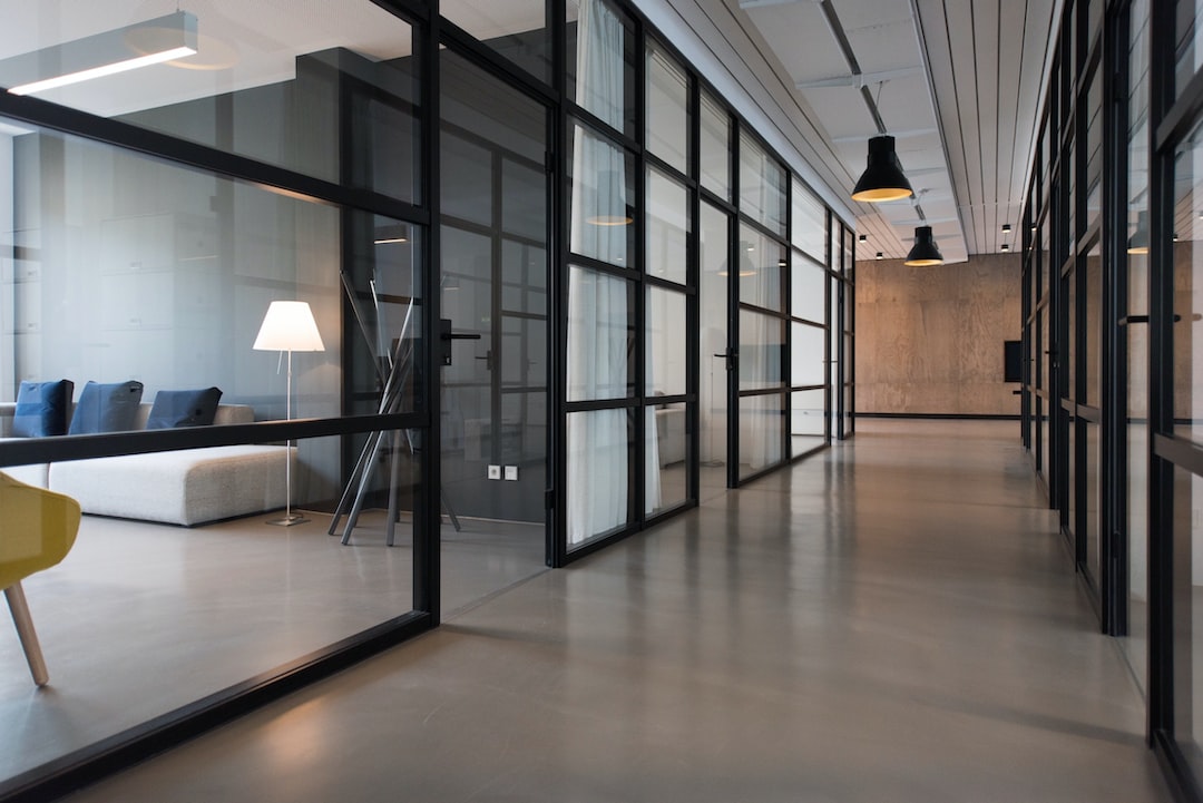 Jak stworzyć atrakcyjnie wizualnie wnętrze biura?